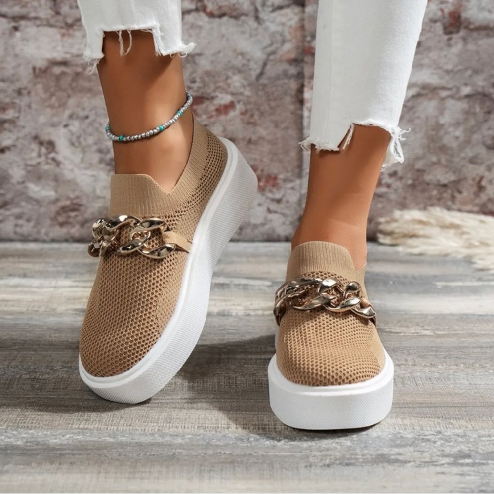 *NEW* NewBella Mousse Chain Loafer